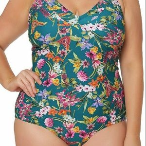 NWT Jessica Simpson Plus Size One Piece 1X Swim
